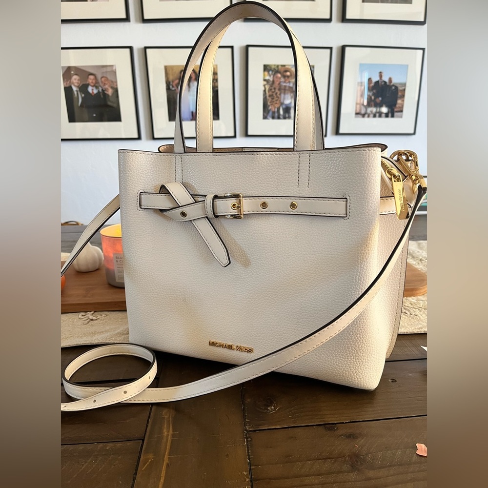 MICHAEL KORS Emilia Large Pebbled Leather Satchel